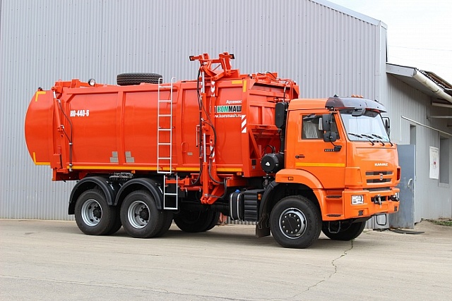 Мусоровоз с боковой загрузкой КО-440-6
