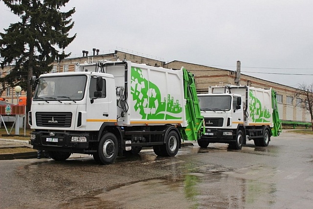 Мусоровоз с задней загрузкой КО-440В