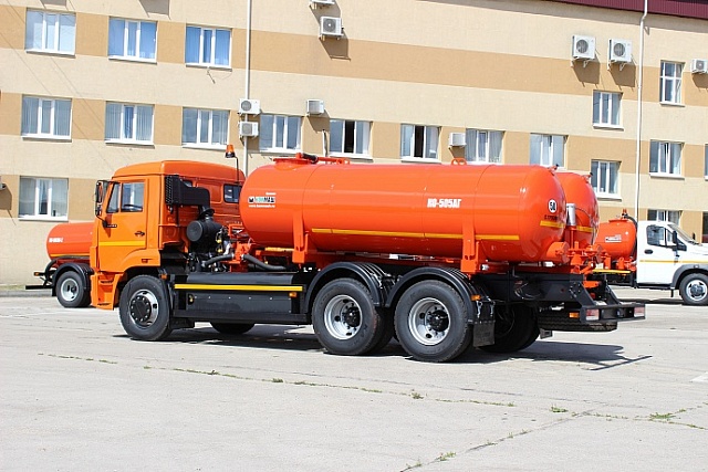 Вакуумная машина КО-505АГ