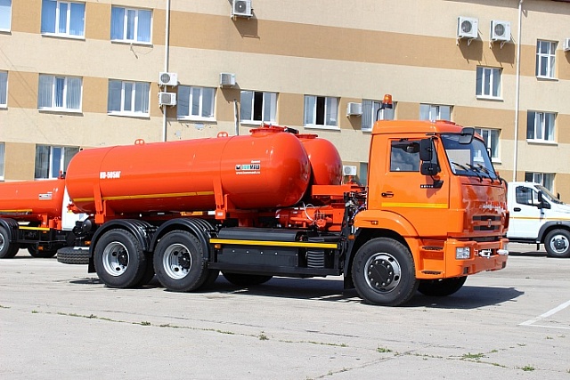 Вакуумная машина КО-505АГ