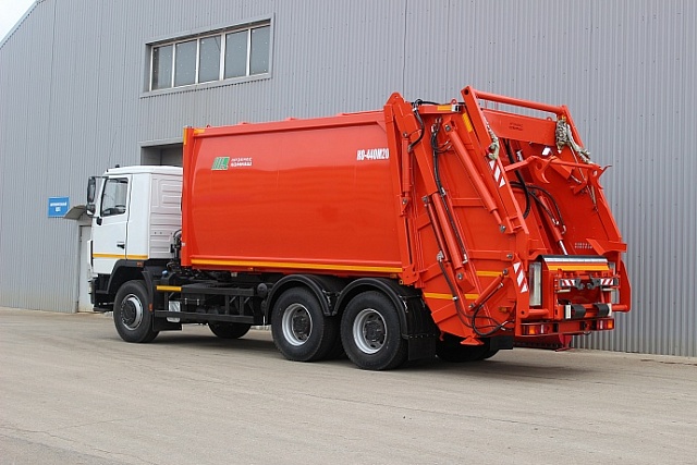 Мусоровоз с задней загрузкой КО-440М20 22м3