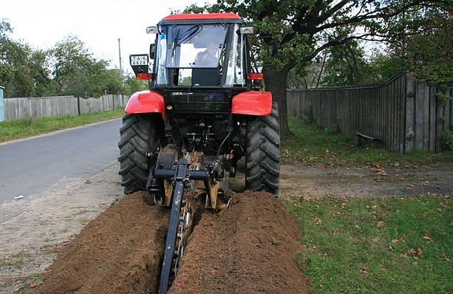 Траншеекопатель дэм 150 с летним рабочим органом