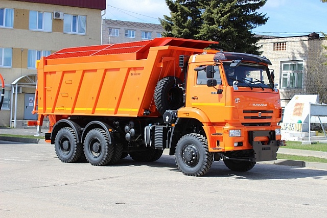 Комбинированная дорожная машина КО-829С1-03